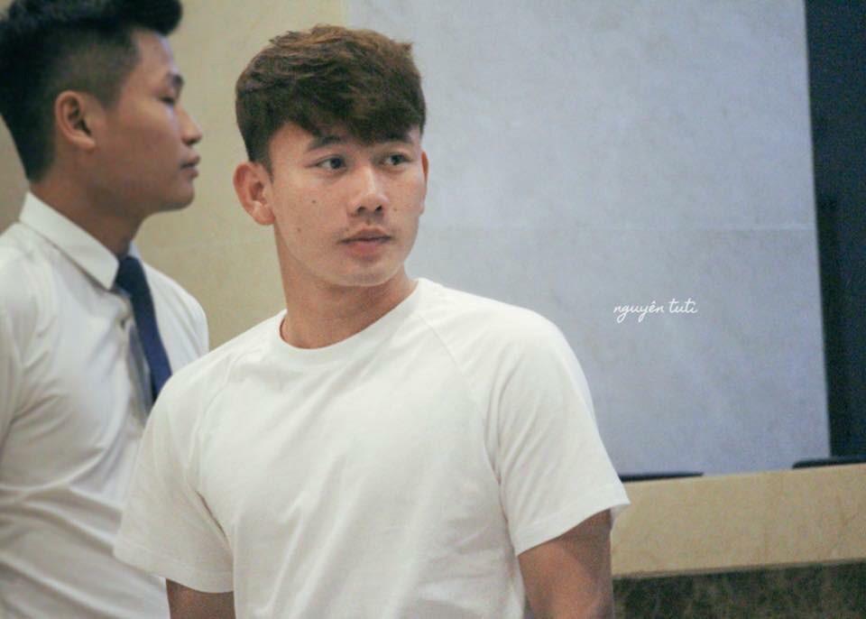 Bạn gái sống ở Mỹ xinh đẹp của cầu thủ Minh Vương-1