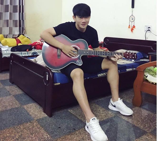 Điển trai chẳng thua mỹ nam Hàn, Minh Vương U23 Việt Nam sở hữu phong cách chất đừng hỏi-10