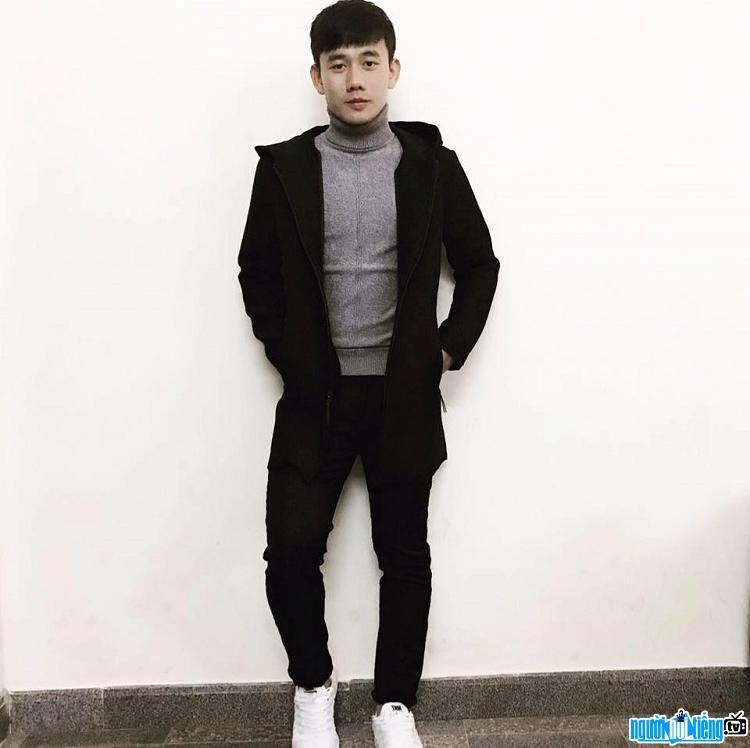 Điển trai chẳng thua mỹ nam Hàn, Minh Vương U23 Việt Nam sở hữu phong cách chất đừng hỏi-7