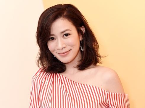 Xa Thi Mạn bị đồn tự hạ giá để xin vai, Vu Chính khẳng định: 'Cát-xê của cô ấy cao nhất Diên Hi Công Lược'