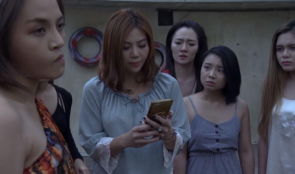 My Sói bị đánh hội đồng, Quỳnh Búp Bê phải lòng chính kẻ đánh đập mình-4