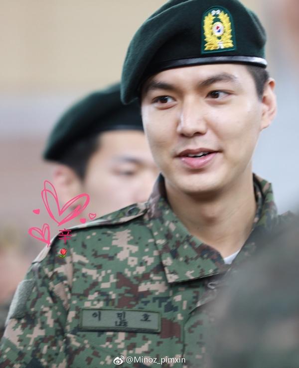 Đâu chỉ Son Heung-min, sao nam Hàn Quốc sợ nhập ngũ như thế nào?-2