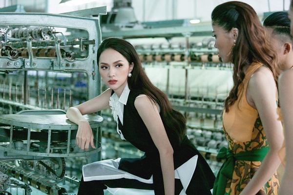 Bị Hương Giang góp ý cách làm huấn luyện viên, Kỳ Duyên cười khẩy: Em không cần chị phán xét-1