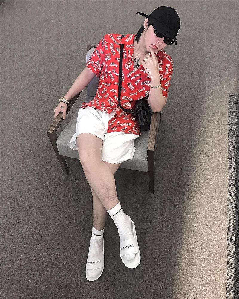 Là mẹ của 2 nhóc tỳ, cặp hot mom Huyền Baby - Tâm Tít vẫn khoe street style sành điệu như teen girl-6