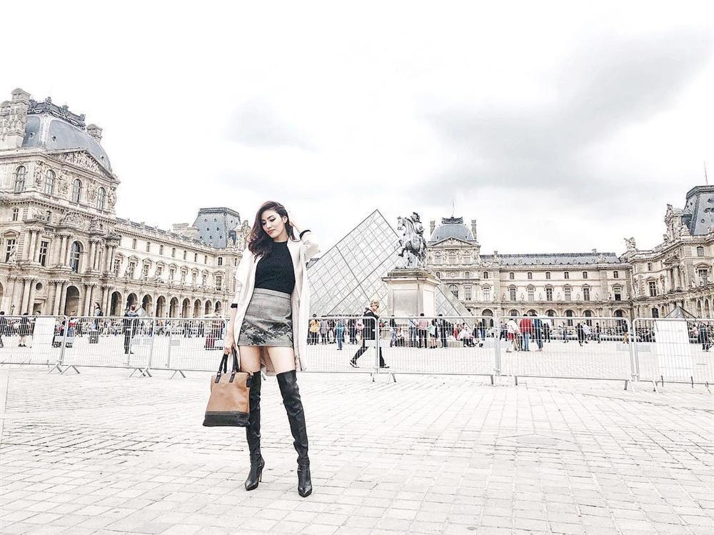 Hồ Ngọc Hà phô diễn hình thể nuột nà với bikini-9