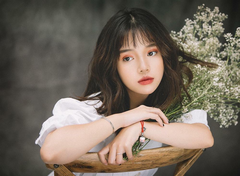 Minh Châu song kiếm hợp bích cùng hotgirl Phan Kim Cương cướp hit của Jaykii-3