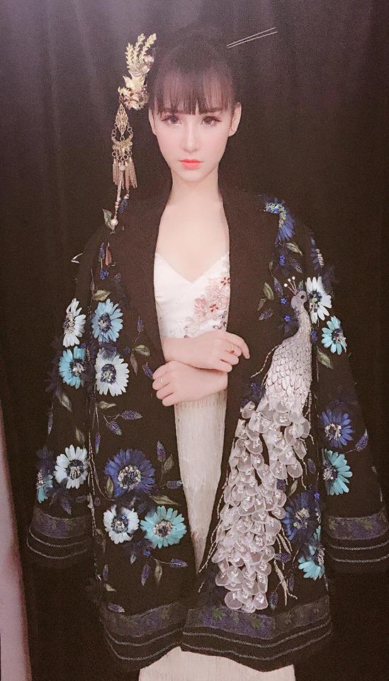 Minh Châu song kiếm hợp bích cùng hotgirl Phan Kim Cương cướp hit của Jaykii-9