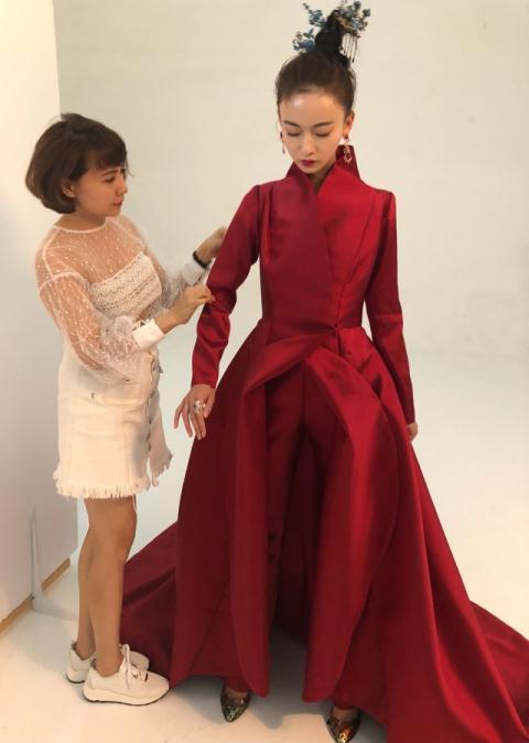 Ai bảo cứ gầy là diện đồ auto đẹp, Ngụy Anh Lạc Ngô Cẩn Ngôn từng nhiều phen khốn đốn vì thân hình tong teo-9