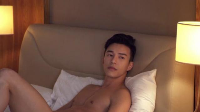 Mỹ nam Diên Hi Công Lược lộ ảnh giường chiếu nóng bỏng với sao phim 18+-2