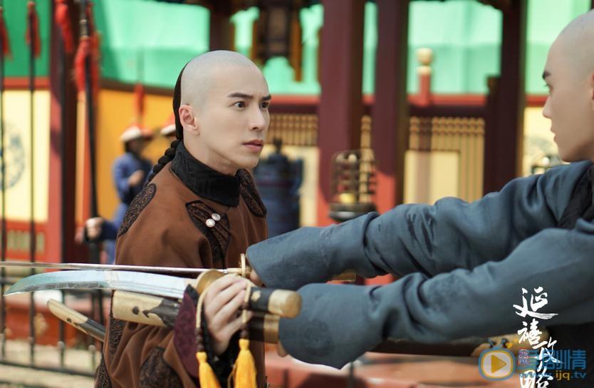 Mỹ nam Diên Hi Công Lược lộ ảnh giường chiếu nóng bỏng với sao phim 18+-13