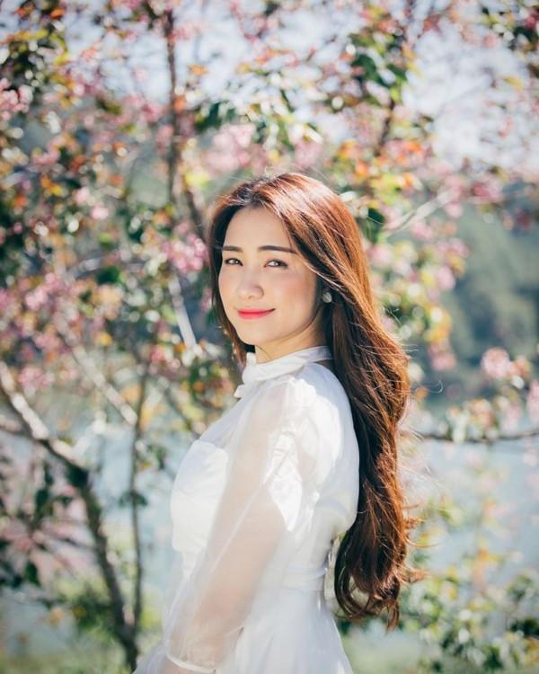 Hòa Minzy vào hậu trường tìm gặp BTS: Hoàn toàn sai, dễ gây dị ứng-3