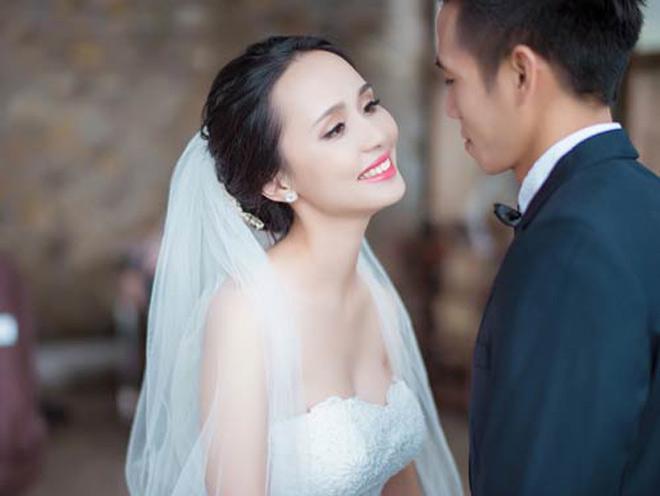 Hé lộ vợ xinh đẹp của đội trưởng Văn Quyết: Gia thế không phải dạng vừa, là chị vợ tương lai của trung vệ Đỗ Duy Mạnh-2