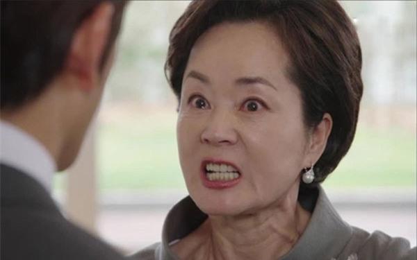 Lý do không ngờ khiến mẹ kế thẳng tay tát bạn trai tôi ngay trong ngày ra mắt-1