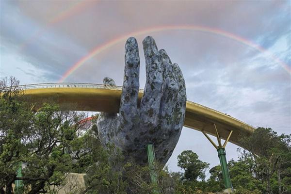 Cầu Vàng lọt top 100 điểm đến tuyệt vời nhất thế giới-1