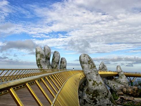 Cầu Vàng lọt top 100 điểm đến tuyệt vời nhất thế giới