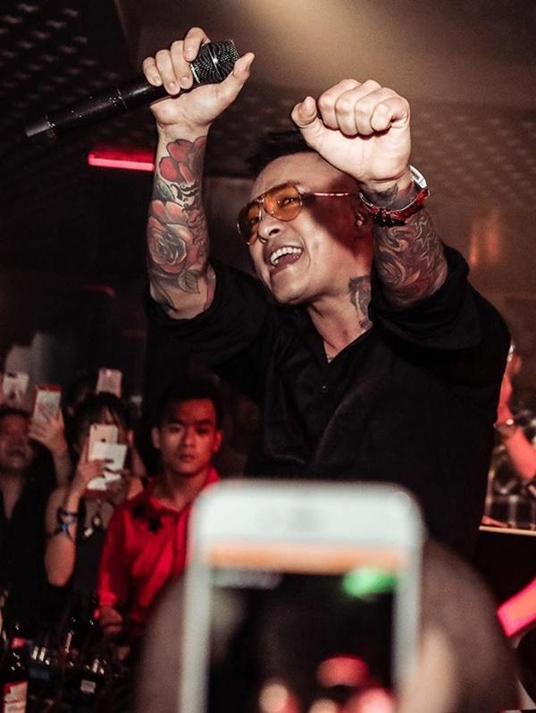 HOT showbiz: Tuấn Hưng bức xúc vì tin đồn bị bắt ở Hải Phòng-5