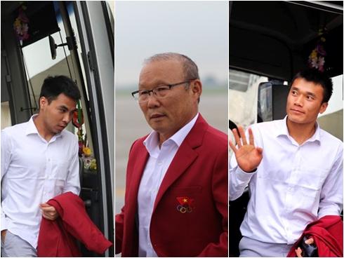 Loạt khoảnh khắc hậu trường cực lầy lội chưa từng công bố của U23 Việt Nam khi tham dự lễ mừng công ở Mỹ Đình-14