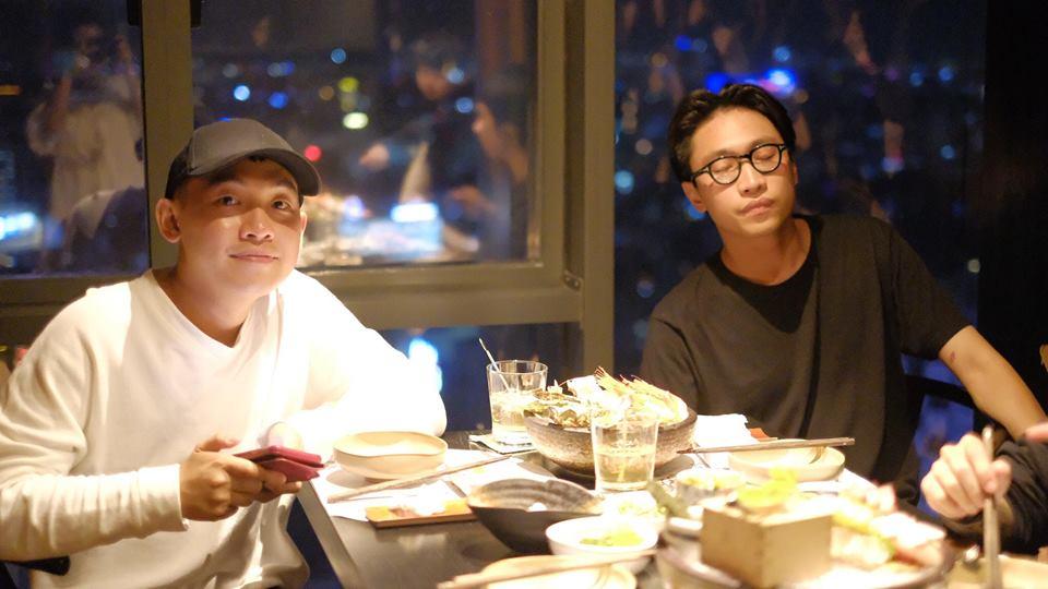 Hiếm khi khoe bạn gái nhưng cứ mỗi lần xuất hiện, Phan Thành lại tình bể bình với Xuân Thảo-10