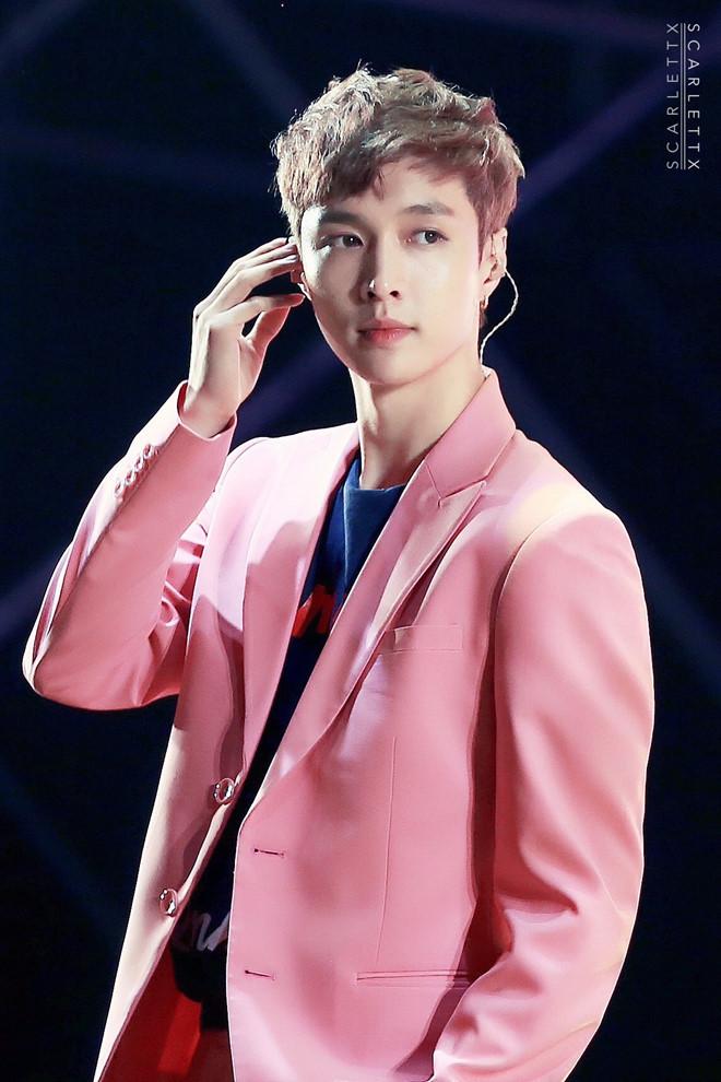 Fan cuồng rình mò, làm chuyện biến thái: Nỗi khiếp sợ của sao Kpop-3