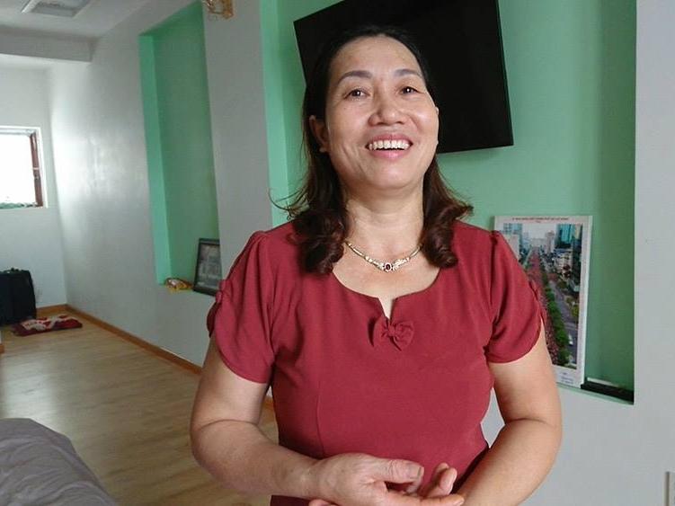 Oanh tạc trên sân cỏ là vậy nhưng khi lên sóng truyền hình Văn Toàn lại rụt rè đến lạ-2