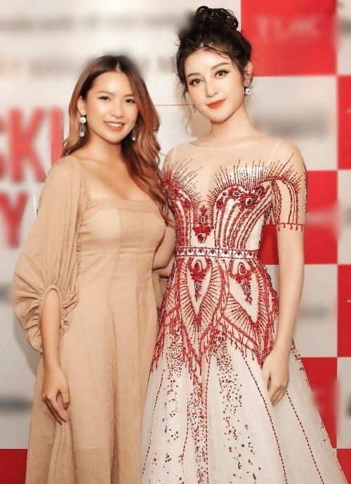 Lại một lần nữa Hương Giang và Huyền My đụng hàng nhưng á hậu thua vì kiểu tóc sến súa?-4