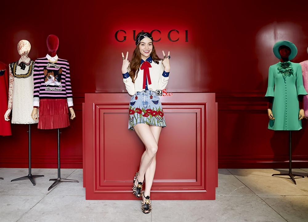 Mặc lại áo của Hà Hồ và Tiffany nhưng em út Jennie (Black Pink) đẹp xuất sắc lấn át 2 đàn chị-6