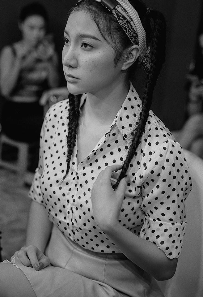 Sau 6 lần phẫu thuật cằm, Kelly khẳng định đẹp tự nhiên nhưng không phải tự nhiên mà đẹp-5