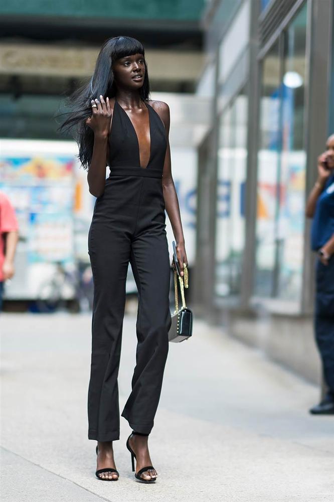 Dàn chân dài diện mốt không nội y đi casting show Victorias Secret-8