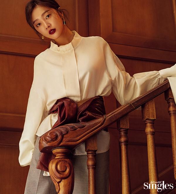 Nam thần vạn người mê Yoo Seung Ho tái xuất màn ảnh nhỏ cùng Jo Bo Ah trong phim truyền hình mới-4