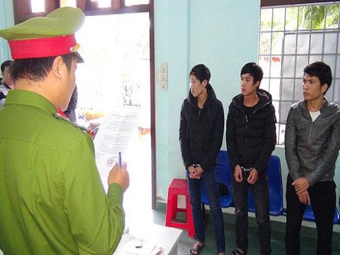 Những vụ huyết chiến tại các quán karaoke ở quê lúa-2