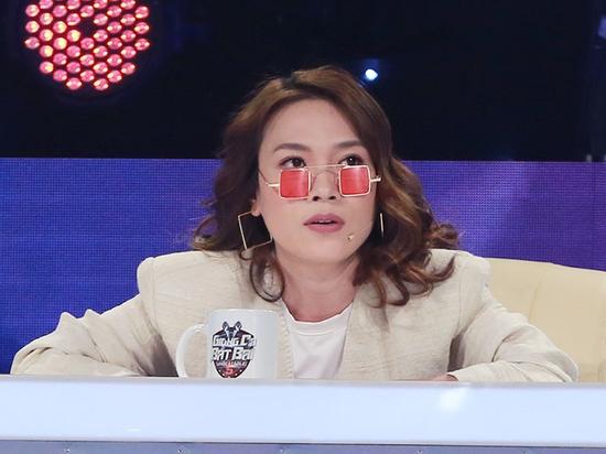 Mỹ Tâm bất ngờ khi bắt gặp thí sinh 'vừa đứng vừa đung đưa' như Đức Phúc