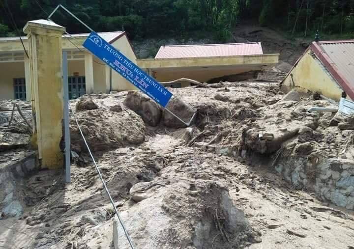 Lũ cuốn phăng trăm nhà: Ngàn người Thanh Hóa sắp hết cái ăn-5