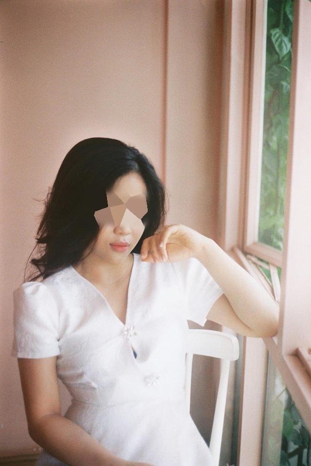 Bị đồn bán dâm giá trăm triệu/ lượt, có ai ngờ MC C.V ở lại sở hữu gương mặt và style chân phương đến thế-3