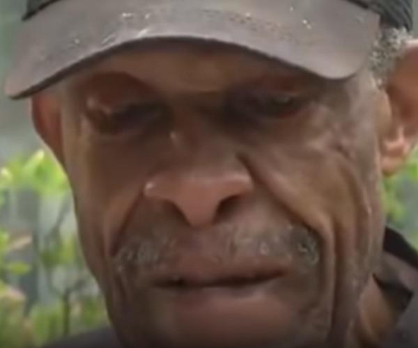 Người đàn ông 90 tuổi mỗi ngày đi 20km đến thăm vợ, chứng minh tình yêu luôn vĩnh cửu-3