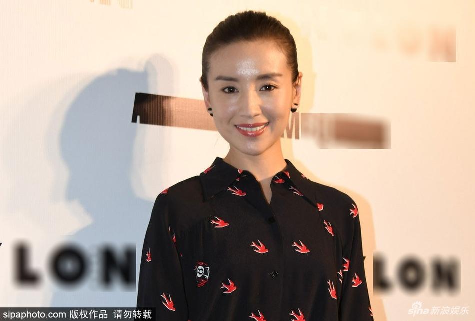 Phú Sát hoàng hậu Đổng Khiết xuất hiện rạng rỡ sau scandal bị tố nấm độc-5