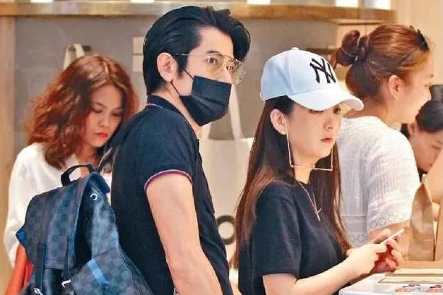 Rộ tin thiên vương Quách Phú Thành lên chức cha lần 2 ở tuổi 53-3