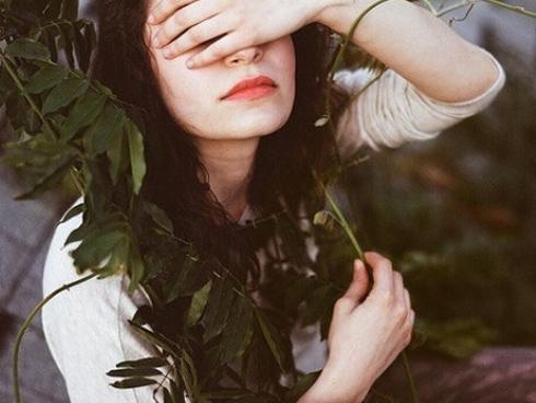 Chấp nhận yêu người đàn ông có 5 điểm xấu này thì chẳng khác gì 'tự hại đời mình'