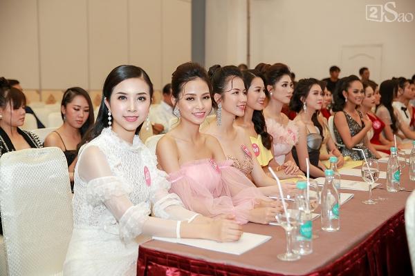 Đỗ Mỹ Linh: Tôi muốn đội vương miện hoa hậu thêm vài năm nữa-16