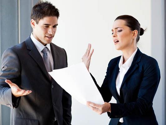 Điểm danh các chòm sao hễ nói ra là phê bình trước đã, rồi chữa cháy sau