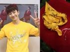 Thần tượng Kpop ném vòng tay trị giá 35.000 USD tặng fan