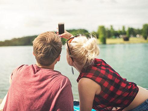 5 chòm sao chẳng cần tìm kiếm người yêu, yêu luôn bạn thân mới là sự lựa chọn hoàn hảo nhất