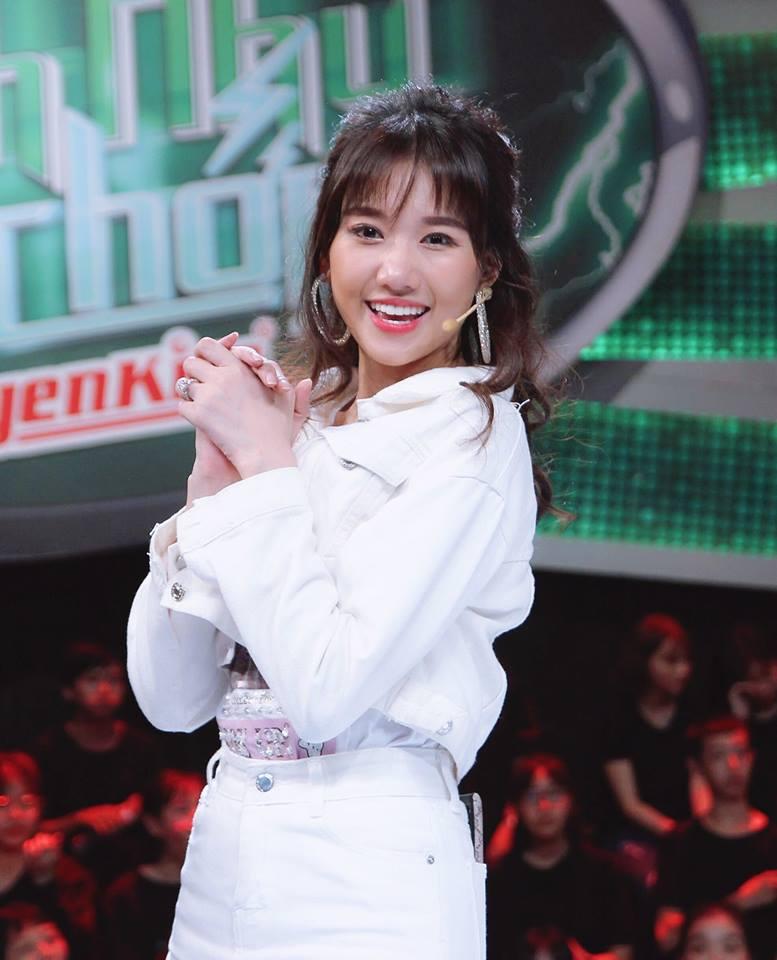 Tăng Thanh Hà tận hưởng cuộc sống bình yên giữa showbiz ồn ào-4