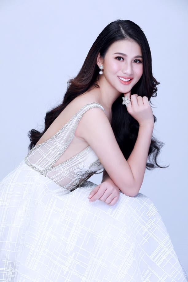 Không chỉ xinh đẹp, học vấn không phải dạng vừa của Á hậu Thái Mỹ Linh còn khiến vạn người kiêng nể-7