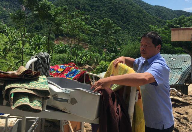 Thanh Hóa: Vừa ngủ dậy, lũ ập đến, gần 50 học sinh tháo chạy-17