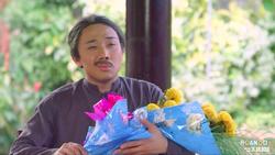 Trấn Thành gây shock khi đem nguyên bó hoa vạn thọ đi tán Việt Hương