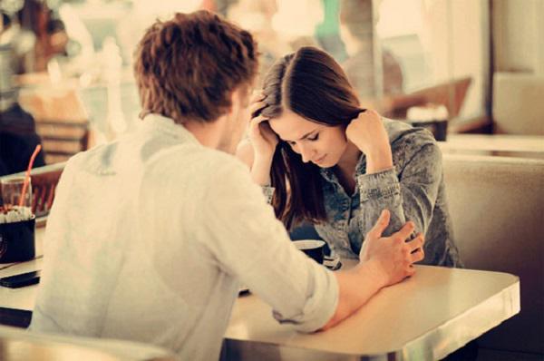 7 dấu hiệu tố cáo bạn gặp Sở Khanh ngay cuộc hẹn đầu tiên-1