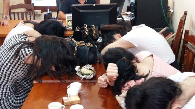 Đại gia nào bỏ nghìn đô mua dâm hoa hậu, á khôi, người mẫu?-2