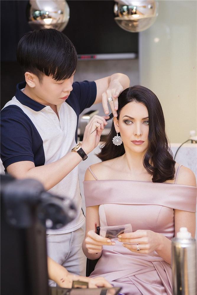 Không hổ danh Hoa hậu Hoàn vũ, Natalie Glebova vừa xuất hiện đã lấn át vẻ đẹp của Kỳ Duyên và Hương Giang-3