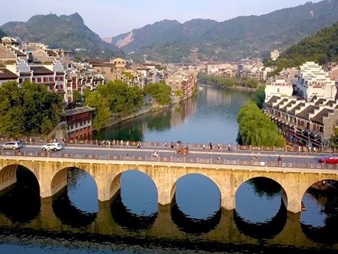 Thị trấn 2.000 năm ở Trung Quốc mệnh danh 'Venice của phương Đông'