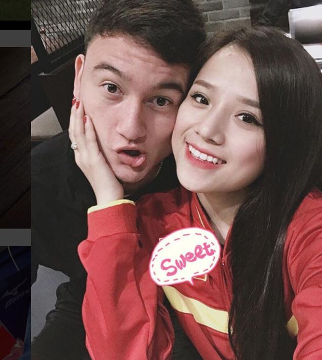 Vừa chia tay, thủ môn Văn Lâm đã có bạn gái mới nóng bỏng?-1